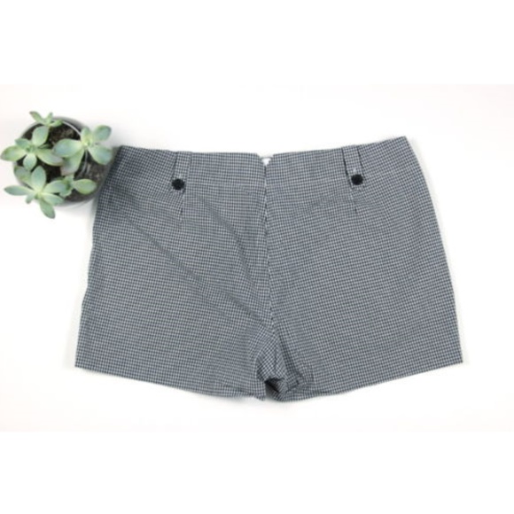 Theory black and white gingham shorts size 4 - Picture 2 of 4